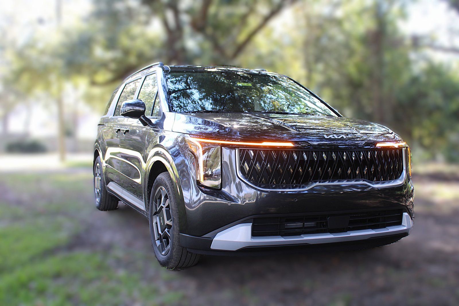 New 2026 Kia Carnival EX image 3
