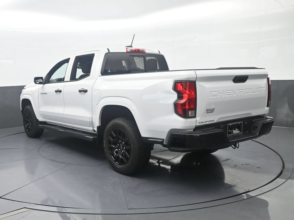 Used 2025 Chevrolet Colorado W/T w/ WT Custom Package RWD image 4