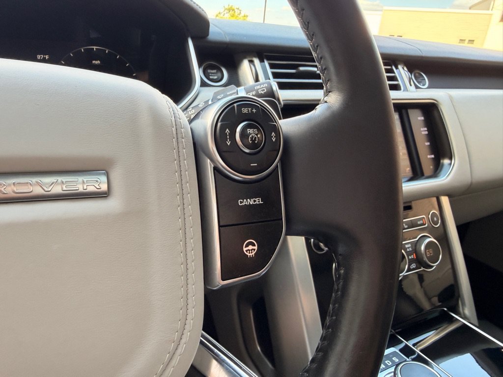 Used 2014 Land Rover Range Rover HSE AWD/4WD image 11