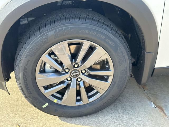 New 2026 Nissan Pathfinder SV FWD image 5