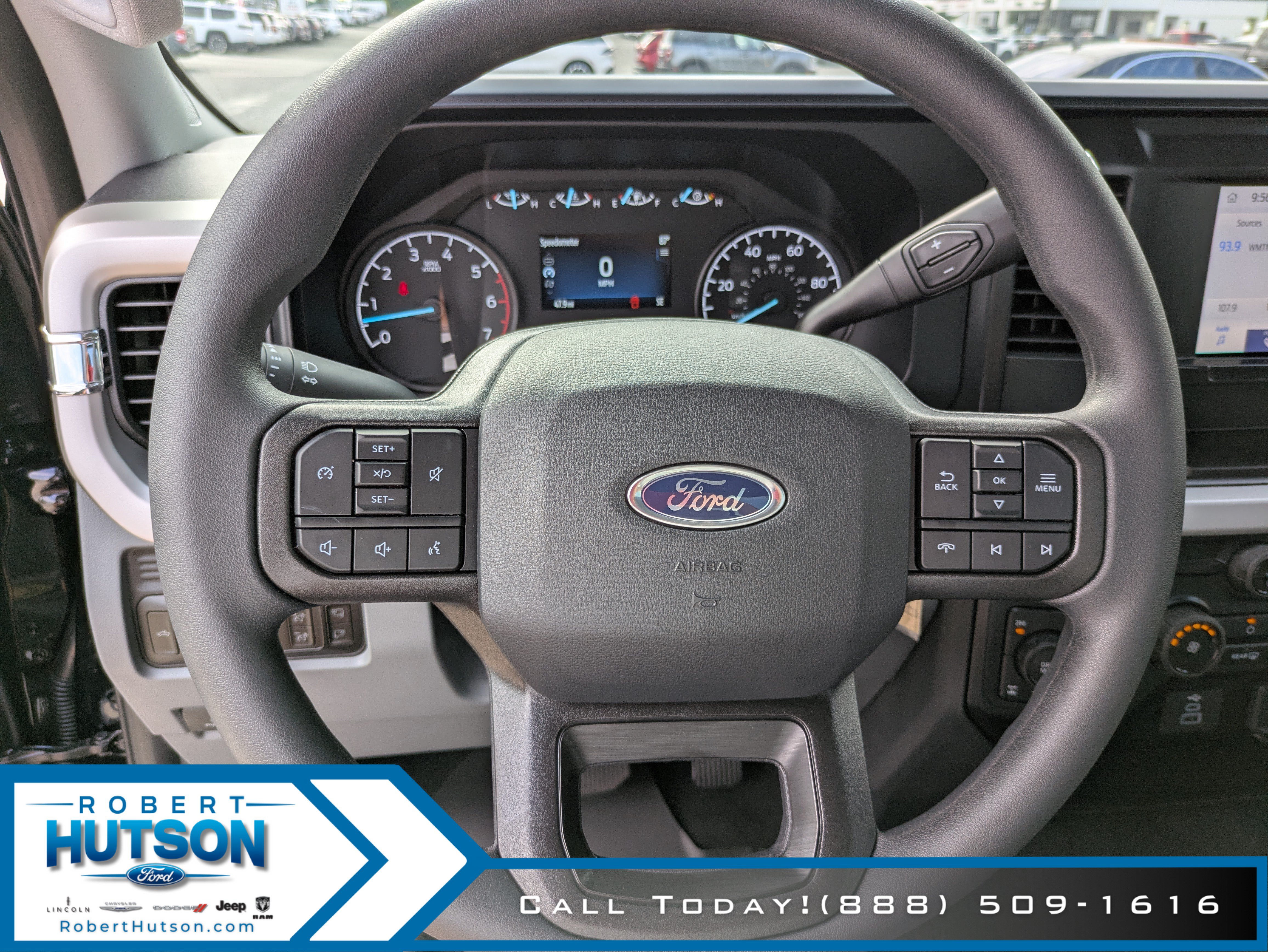 New 2025 Ford F350 XLT w/ 360-Degree Camera Package AWD/4WD image 12