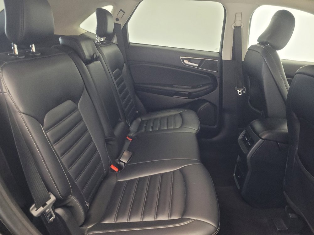 Used 2024 Ford Edge SEL image 19