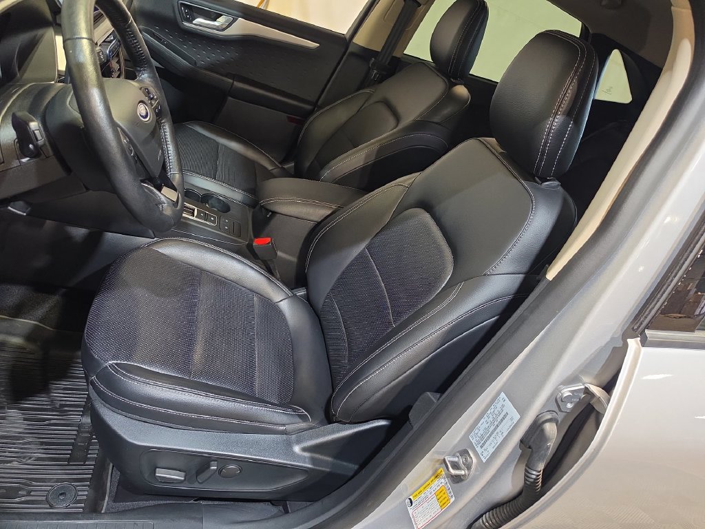 Used 2020 Ford Escape SEL AWD/4WD image 13
