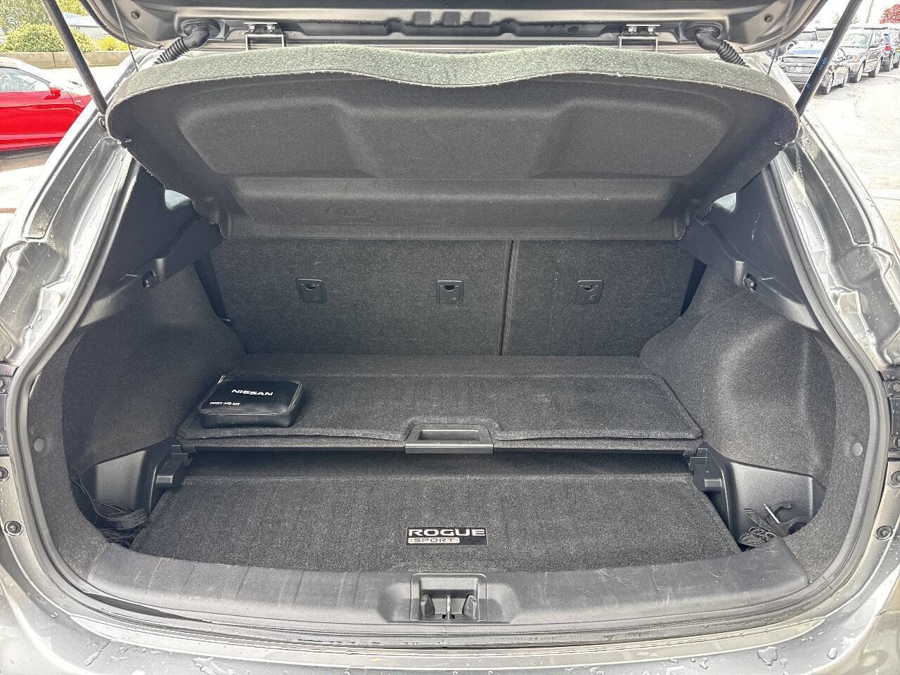 Used 2019 Nissan Rogue Sport S FWD image 6