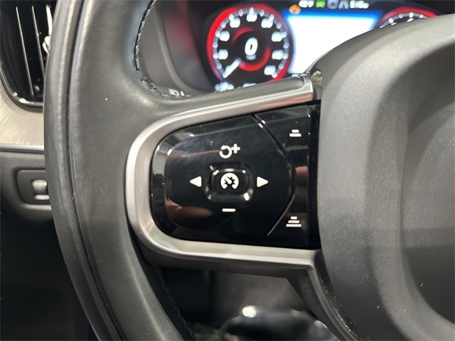 Used 2018 Volvo XC60 T6 Inscription w/ Convenience Package image 18