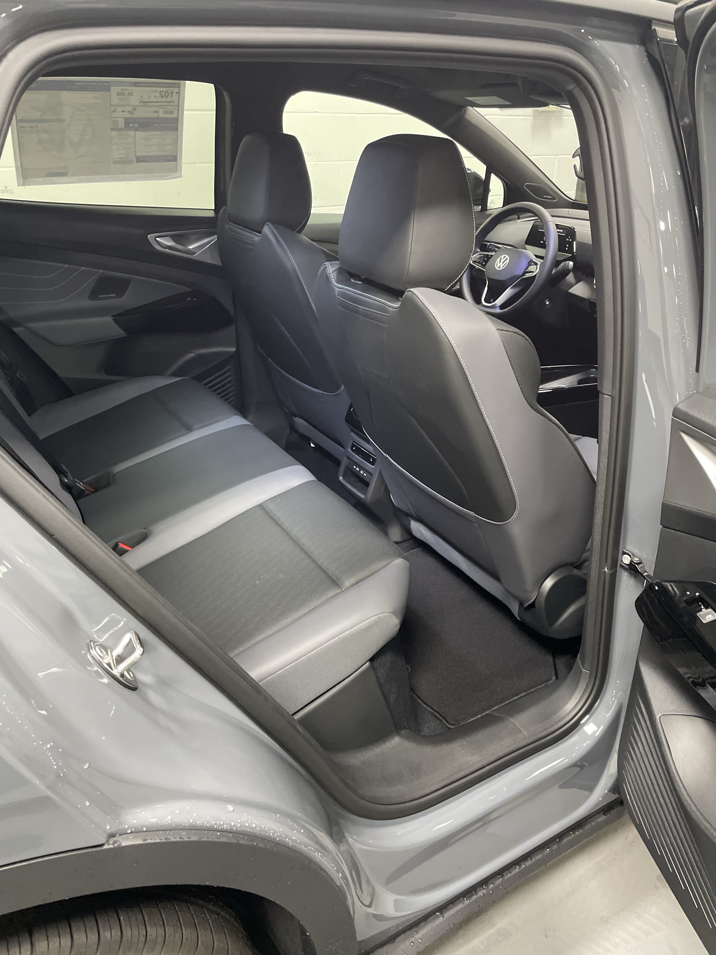 New 2025 Volkswagen ID.4 Pro S Plus AWD/4WD image 11