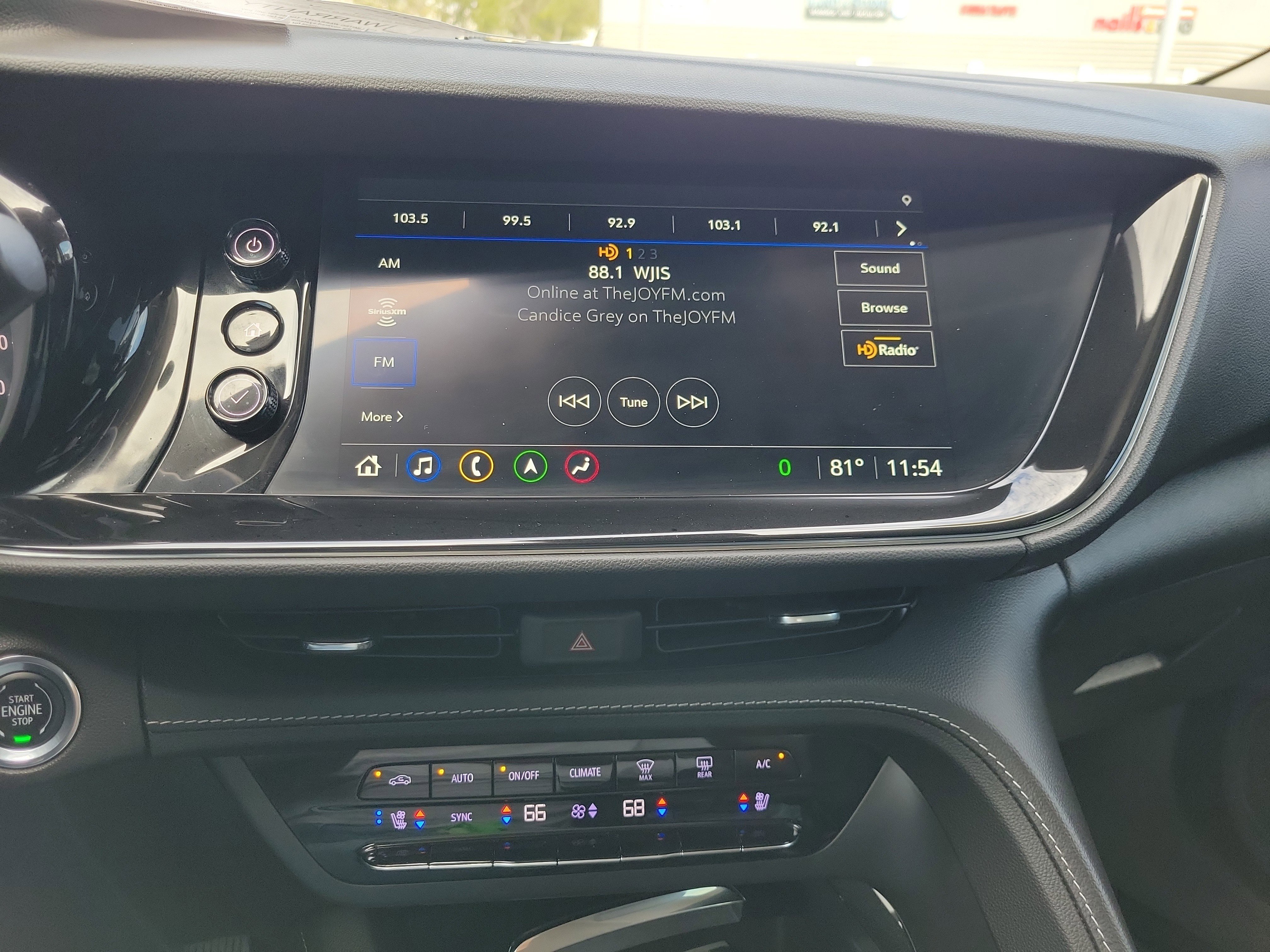 Certified 2023 Buick Envision Avenir image 21