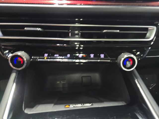 Used 2024 Chevrolet Traverse RS w/ LPO, Floor Liner Package AWD/4WD image 22