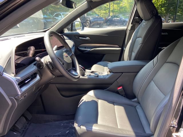 Used 2025 Cadillac XT4 Premium Luxury AWD/4WD image 23