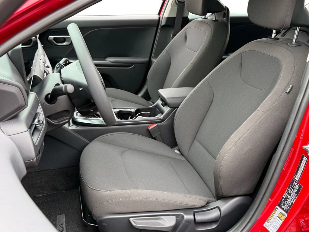 New 2026 Kia K4 FWD image 4