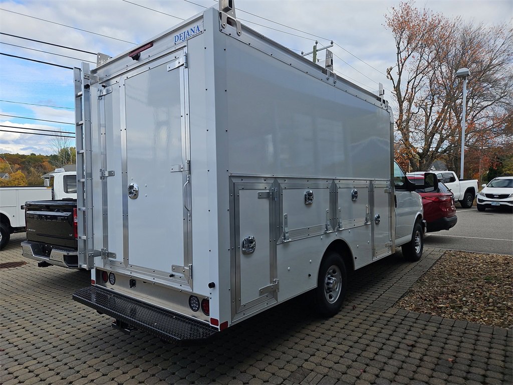 New 2025 Chevrolet Express 3500 w/ Power Convenience Package image 3