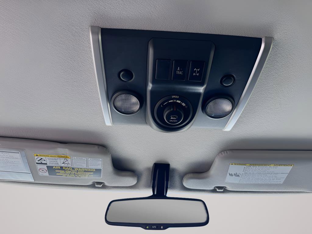 Used 2013 Toyota FJ Cruiser 4WD w/ Convenience Pkg image 33