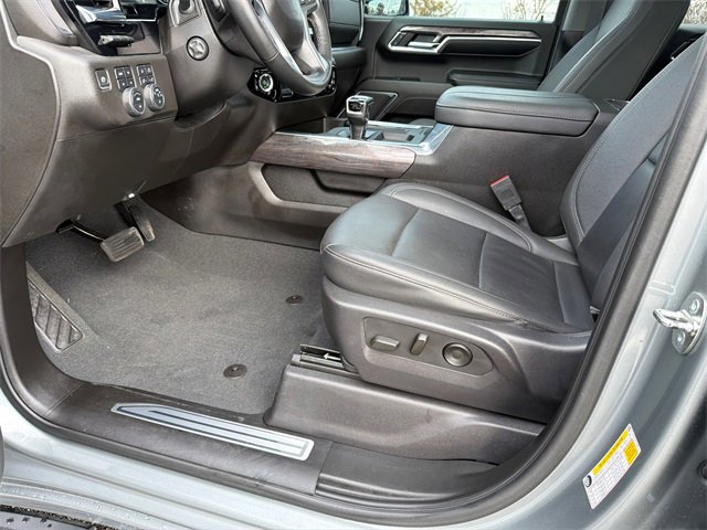 Used 2023 Chevrolet Silverado 1500 LTZ w/ LTZ Premium Package image 9