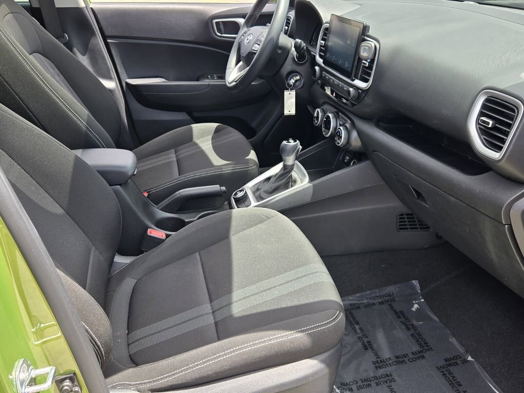 Certified 2023 Hyundai Venue SEL w/ Cargo Package FWD image 16