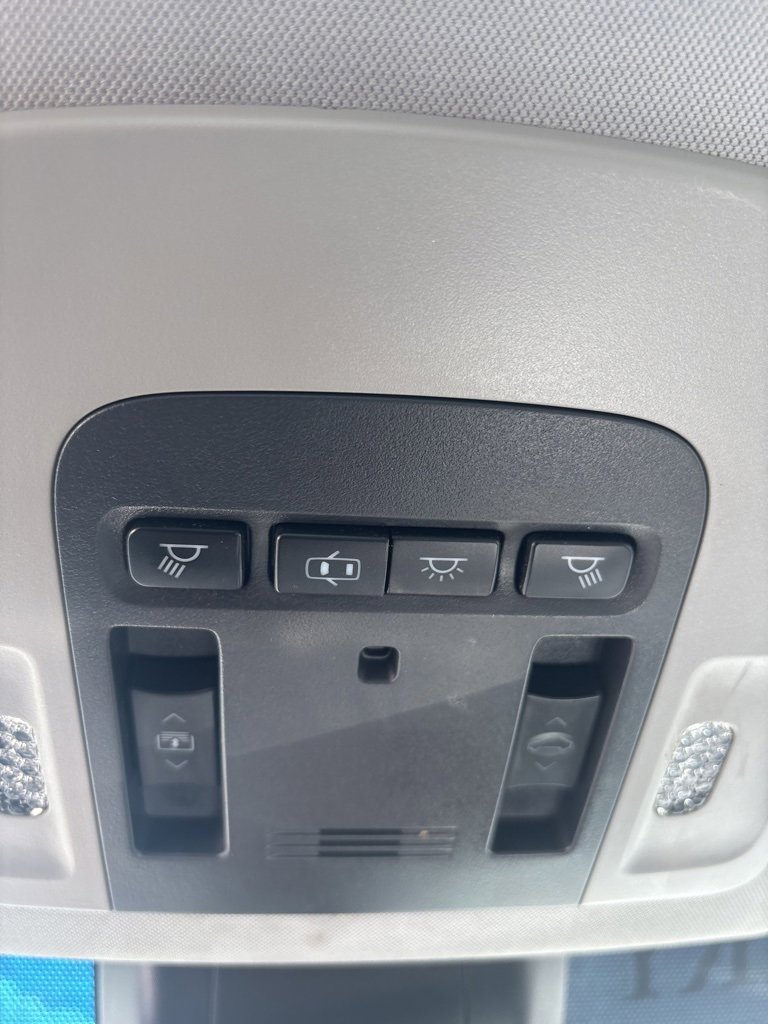 Used 2018 Toyota Camry XSE image 24