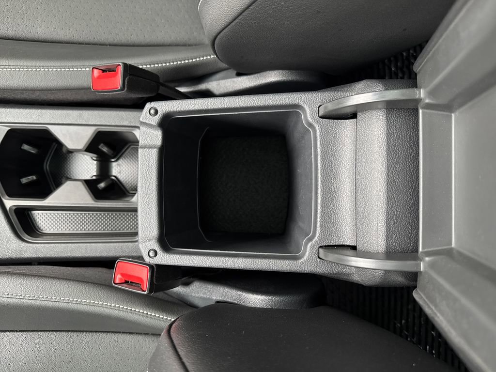 Used 2024 Volkswagen Tiguan SE R-Line image 26