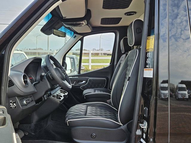 New 2024 Mercedes-Benz Sprinter 3500 image 17