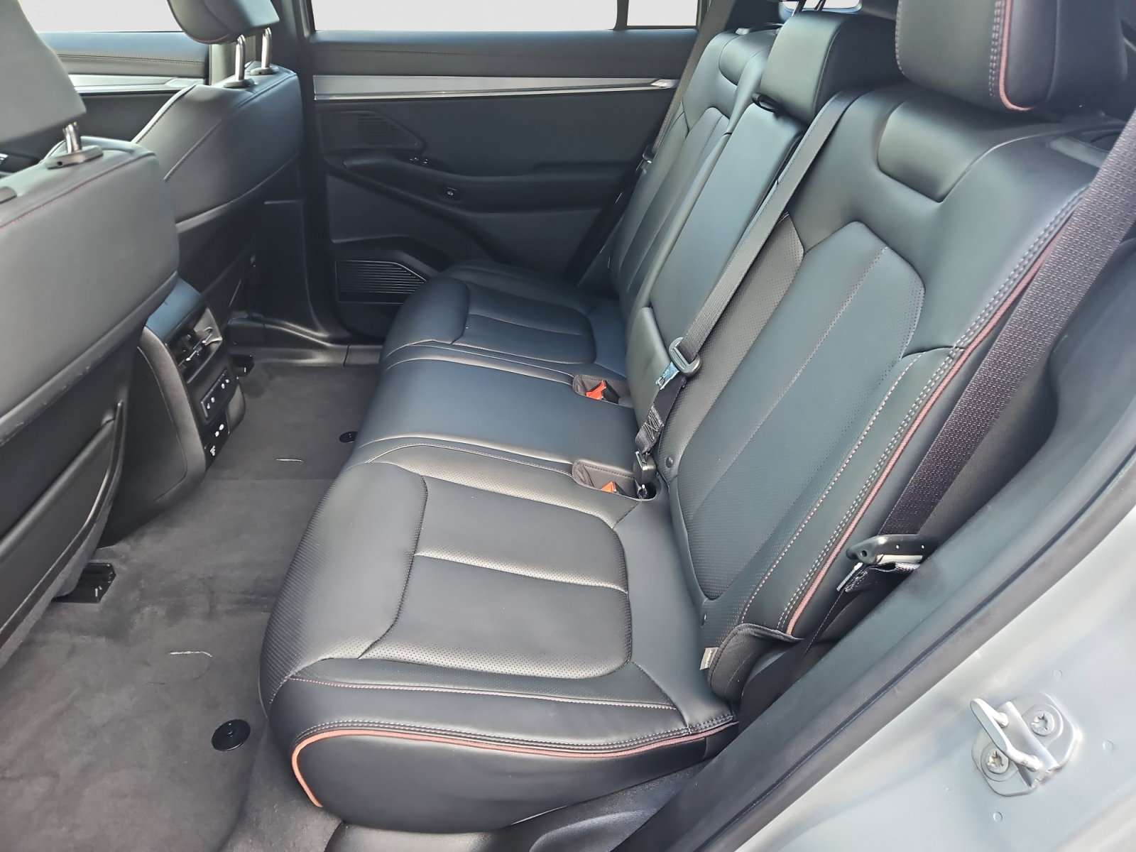 Used 2024 Jeep Wagoneer Launch Edition AWD/4WD image 22