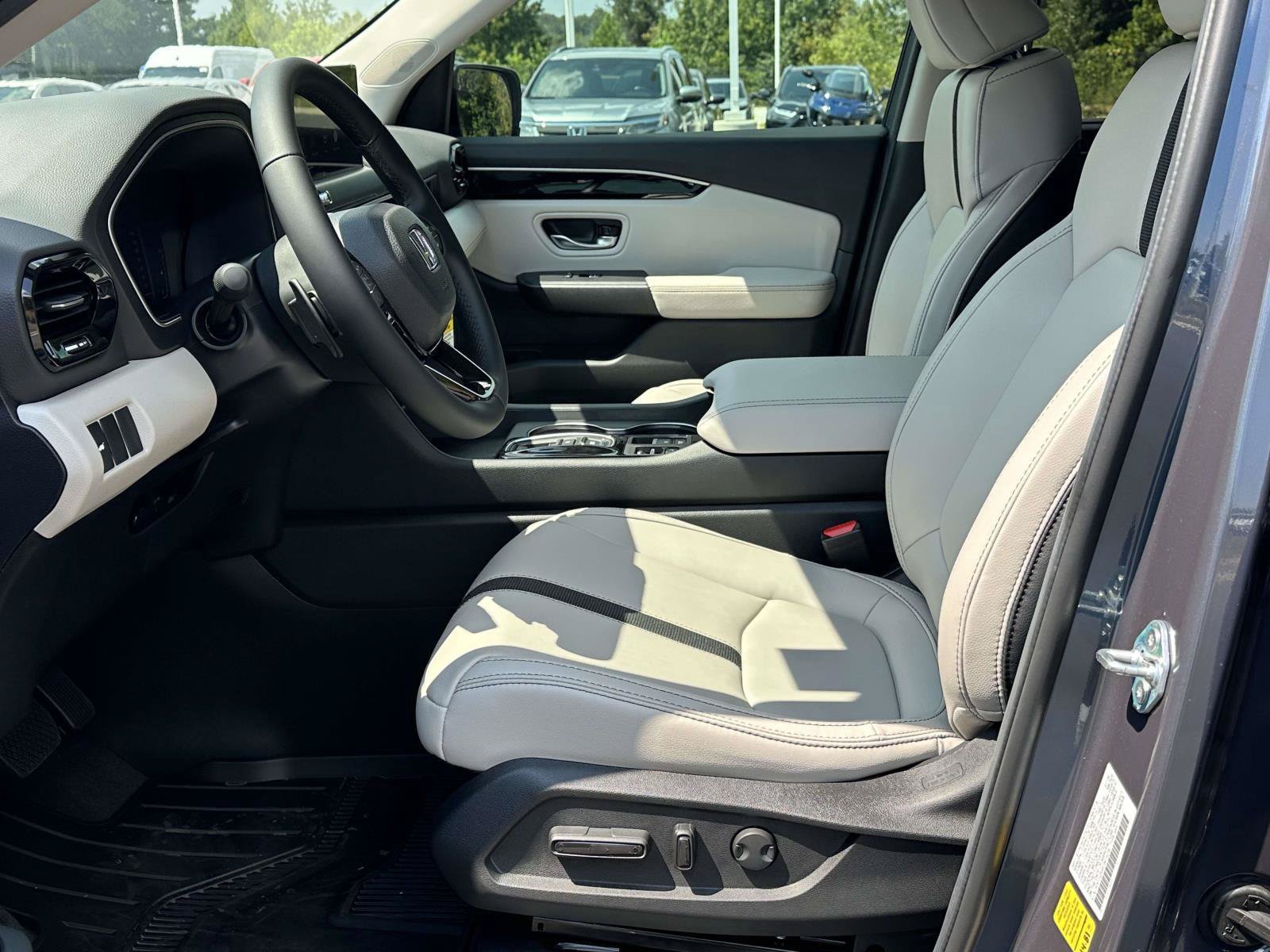 New 2026 Honda Pilot EX-L image 4