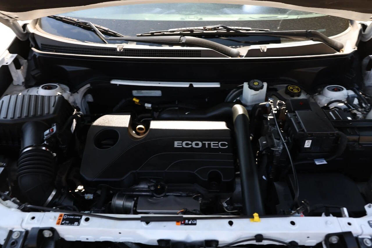 Used 2021 Chevrolet Equinox LS image 46