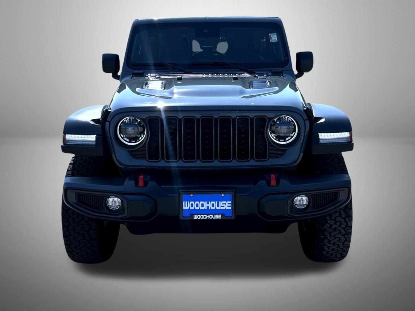 Used 2024 Jeep Wrangler Unlimited Rubicon w/ Convenience Group AWD/4WD image 3