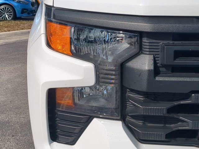 Used 2023 Chevrolet Silverado 1500 Custom image 10