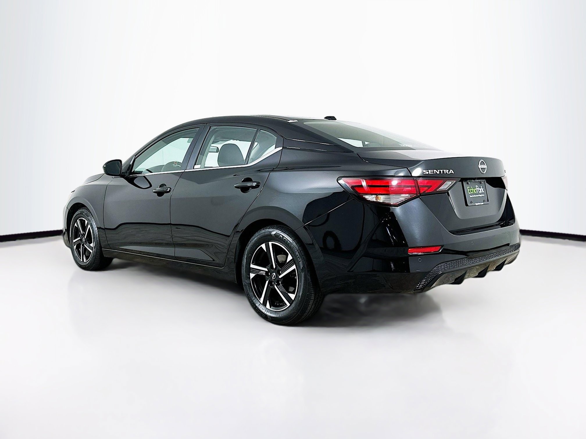 Used 2024 Nissan Sentra SV image 5