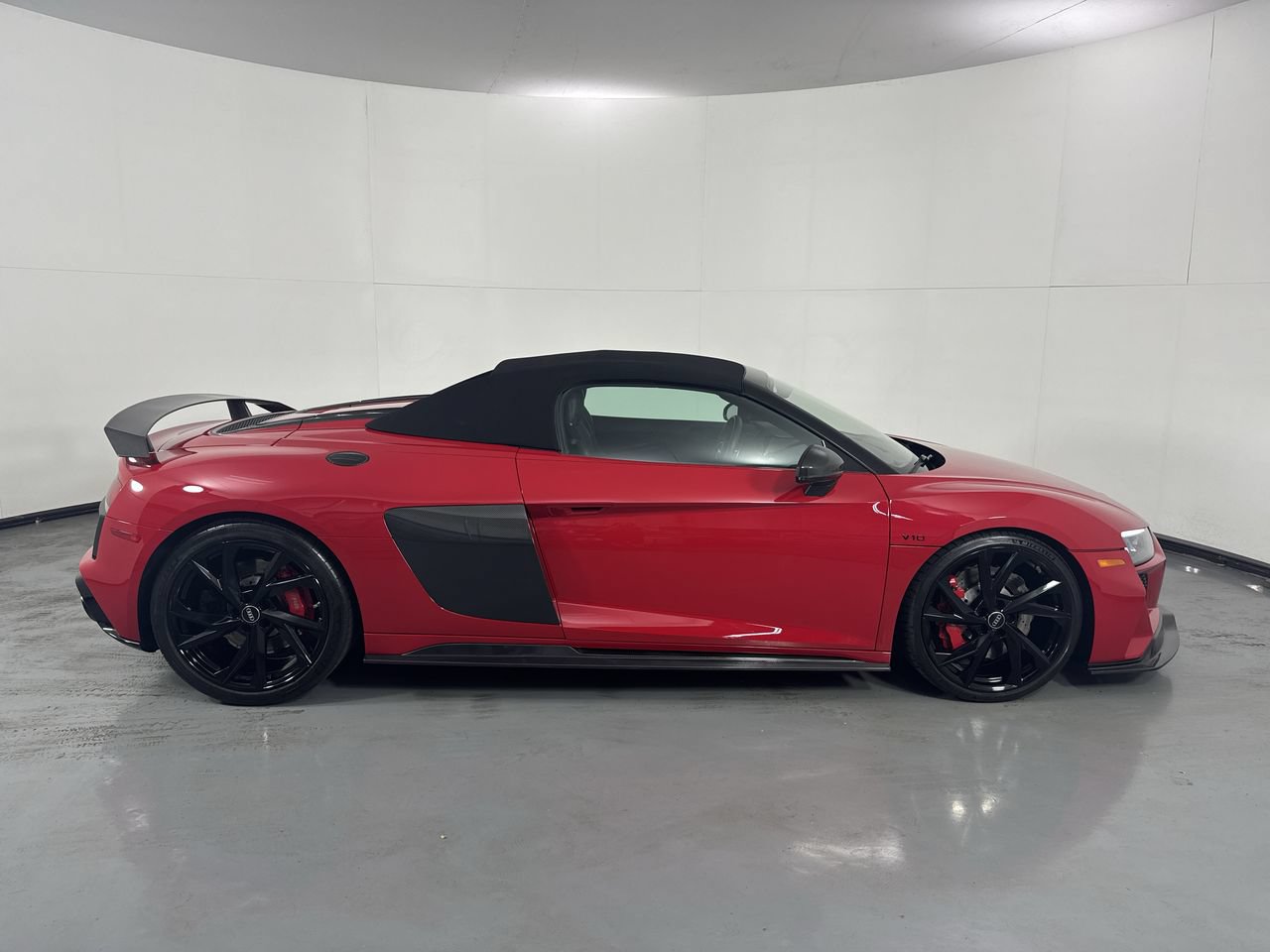 Used 2023 Audi R8 V10 performance w/ Carbon Exterior Package RWD image 36