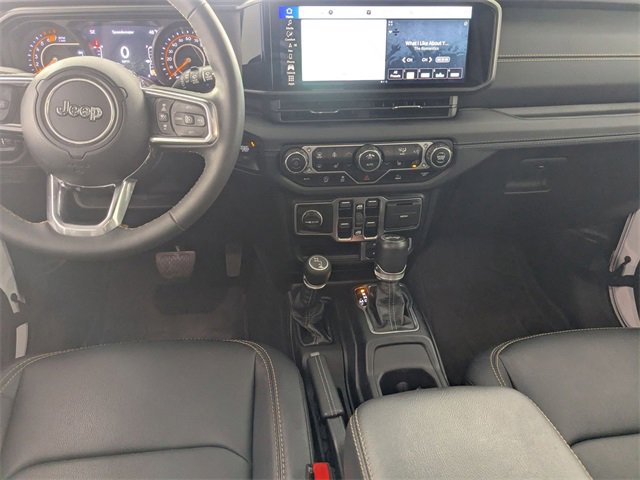 Used 2024 Jeep Wrangler Sahara w/ Technology Group image 25