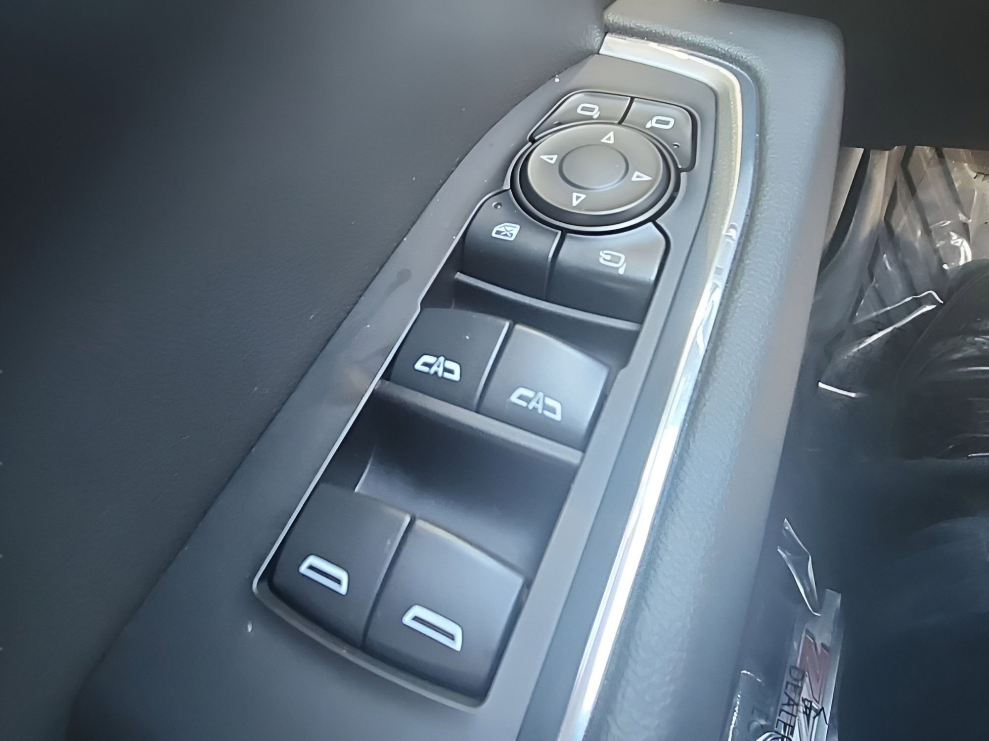 Used 2024 Chevrolet Silverado 1500 LTZ AWD/4WD image 18