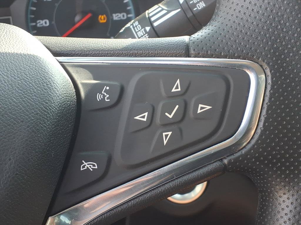 Used 2021 Chevrolet Equinox LS FWD image 18