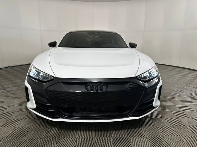 Used 2022 Audi e-tron GT Premium Plus image 8