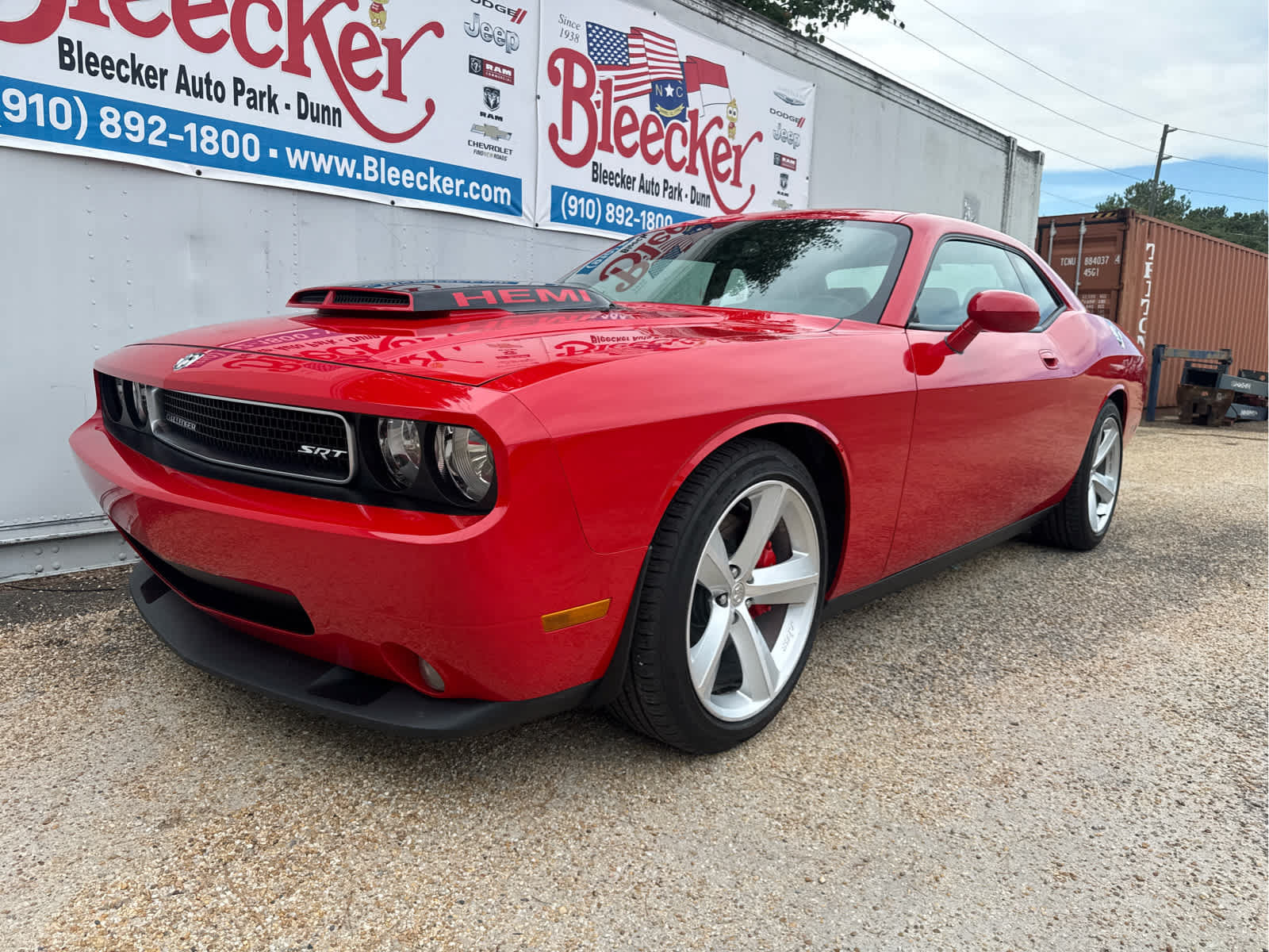 Used 2010 Dodge Challenger SRT8 w/ SRT Option Group II RWD image 6