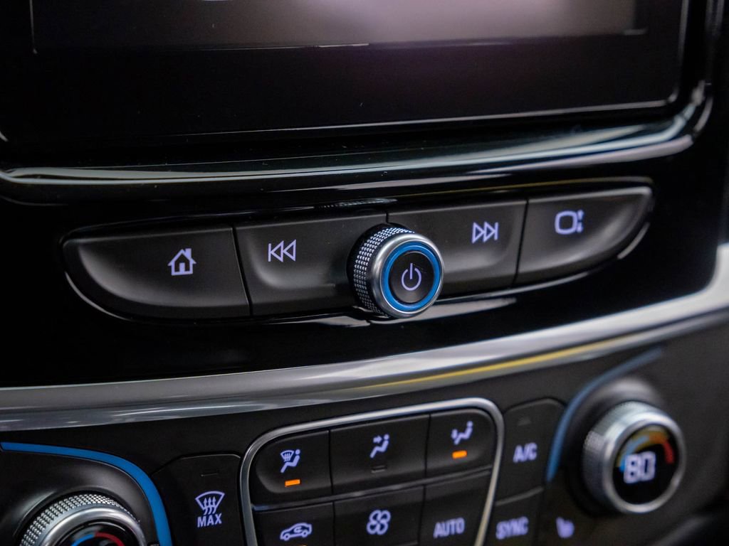 Used 2019 Chevrolet Traverse LT image 26