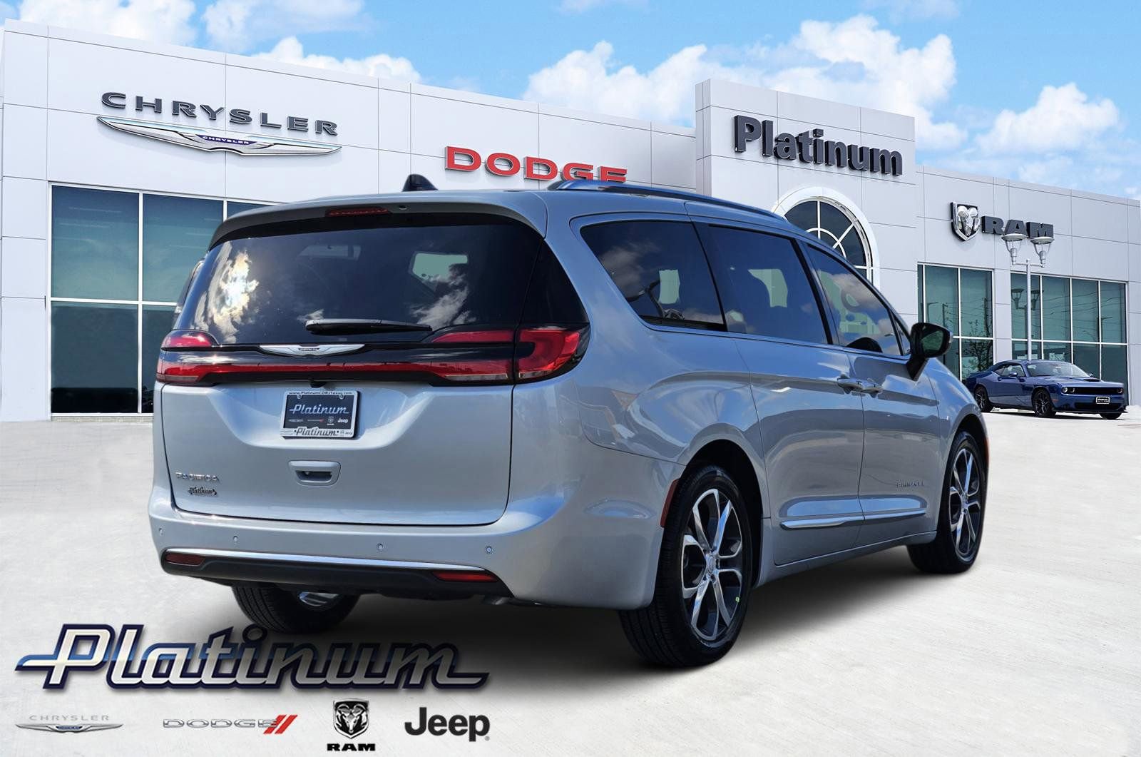 New 2026 Chrysler Pacifica Pinnacle FWD image 5
