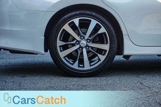 Used 2017 Nissan Altima 2.5 SR FWD image 15