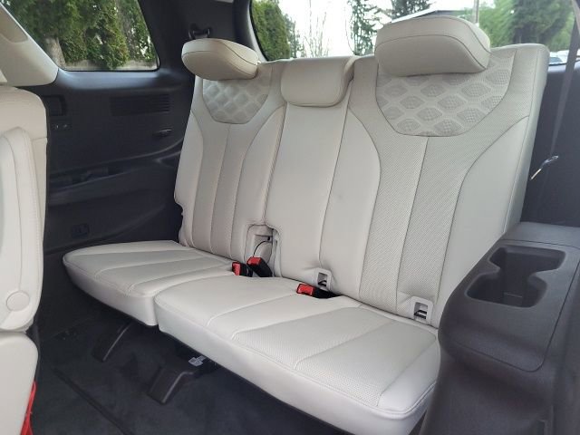 Used 2021 Hyundai Palisade Calligraphy image 16