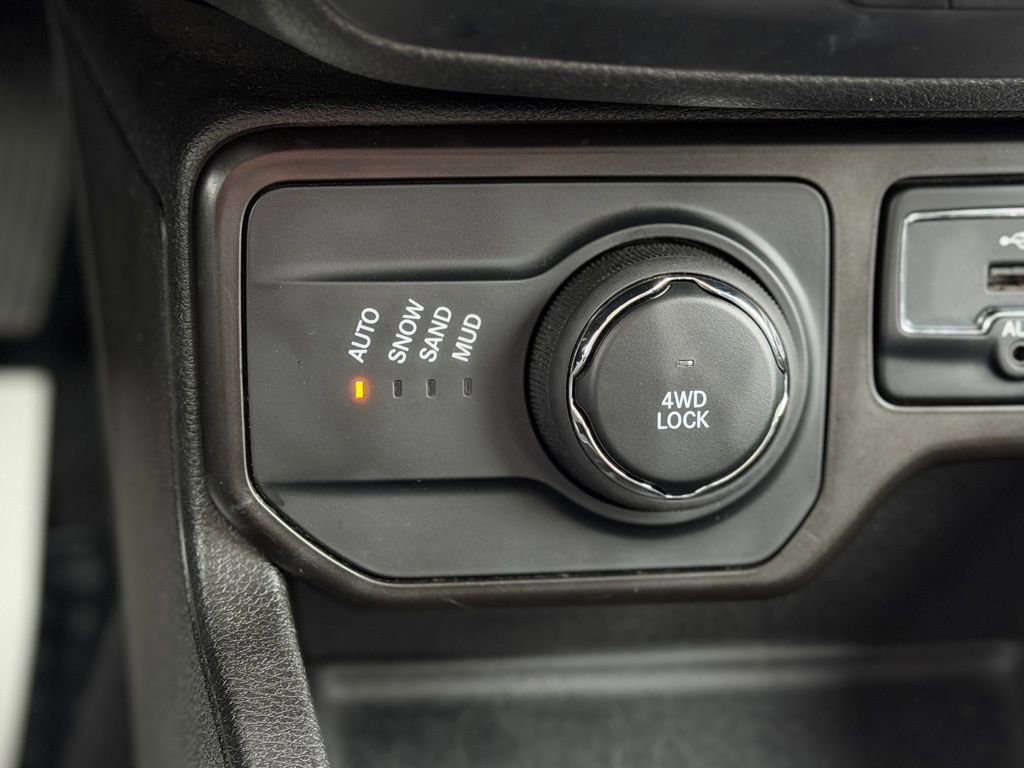 Used 2023 Jeep Renegade Latitude image 14