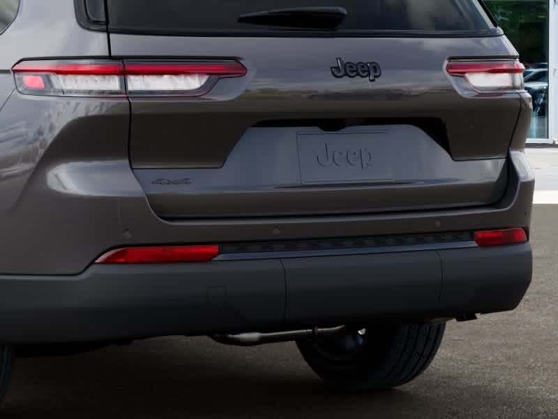 New 2025 Jeep Grand Cherokee L Limited AWD/4WD image 13