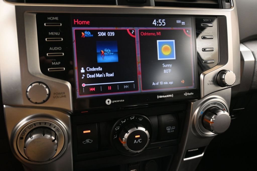 Used 2021 Toyota 4Runner SR5 Premium w/ Moonroof Package AWD/4WD image 29