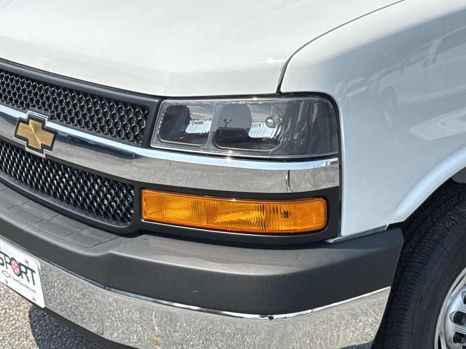 New 2026 Chevrolet Express 3500 w/ Power Convenience Package RWD image 7