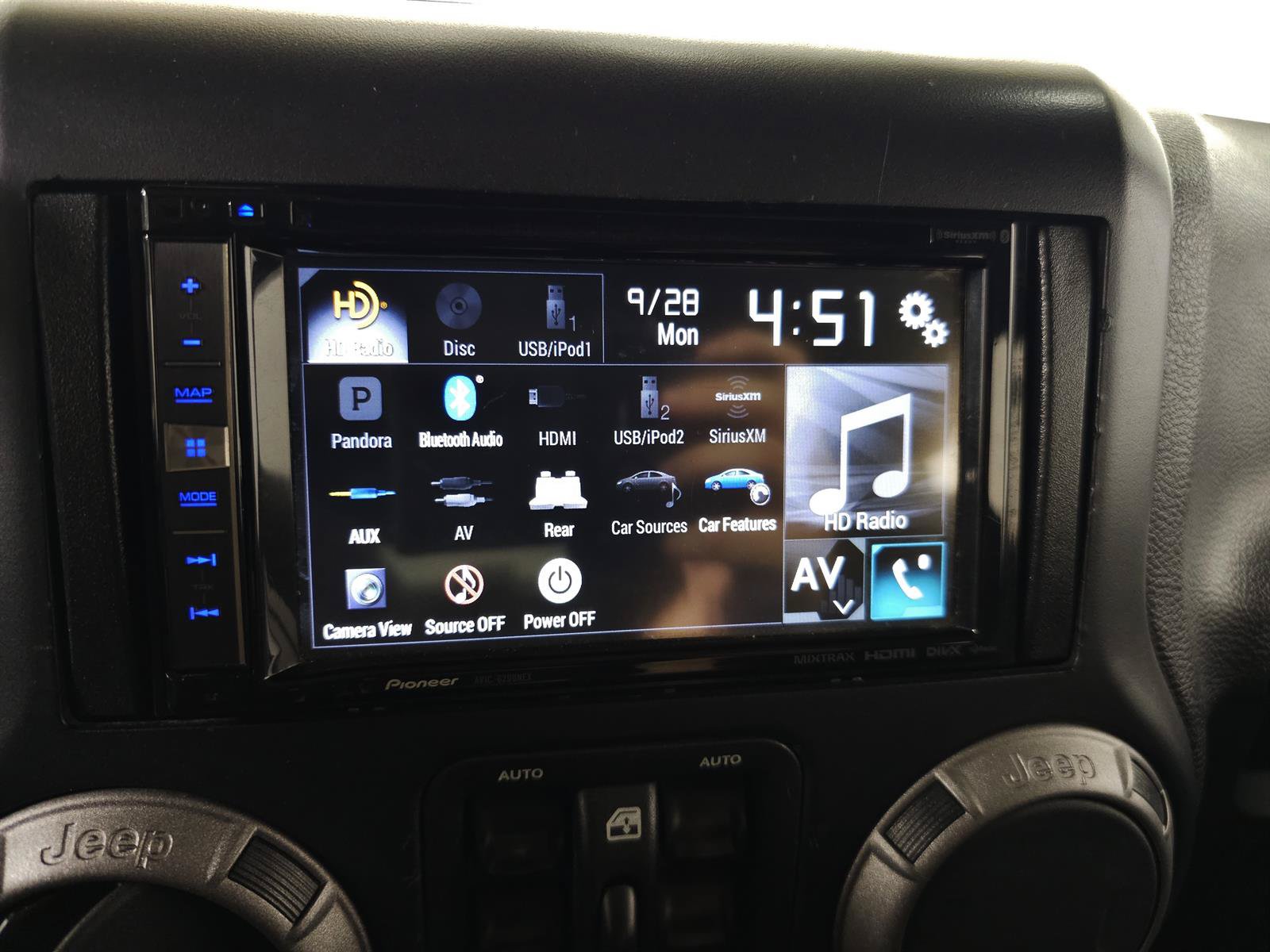 Used 2017 Jeep Wrangler Unlimited Sport w/ Quick Order Package 24S AWD/4WD image 21