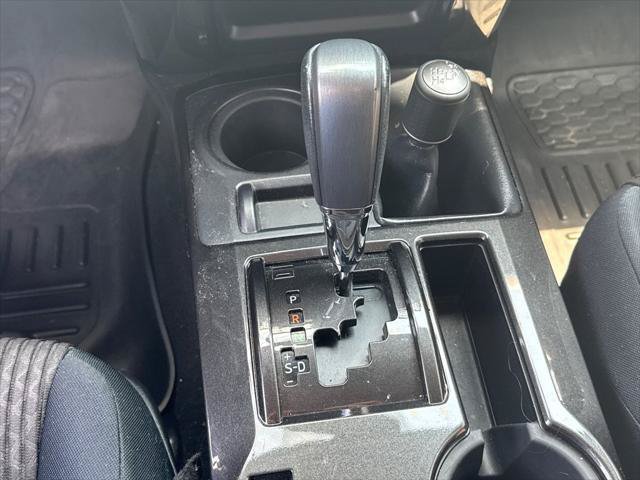 Used 2015 Toyota 4Runner Trail AWD/4WD image 19