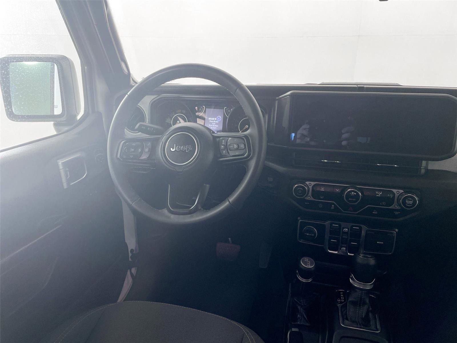 Used 2024 Jeep Wrangler Sport S image 22