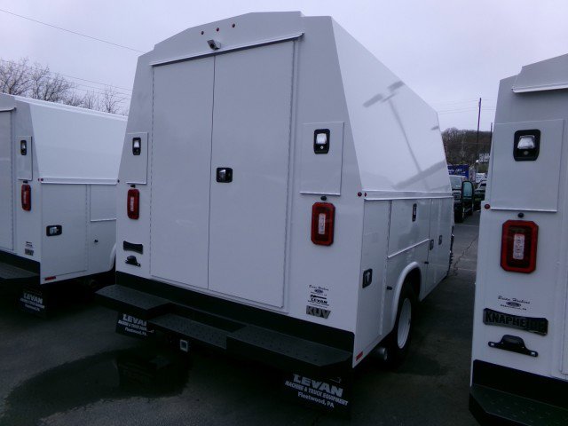 New 2027 Ford E-350 and Econoline 350 Super Duty w/ Power Equipment Group image 4