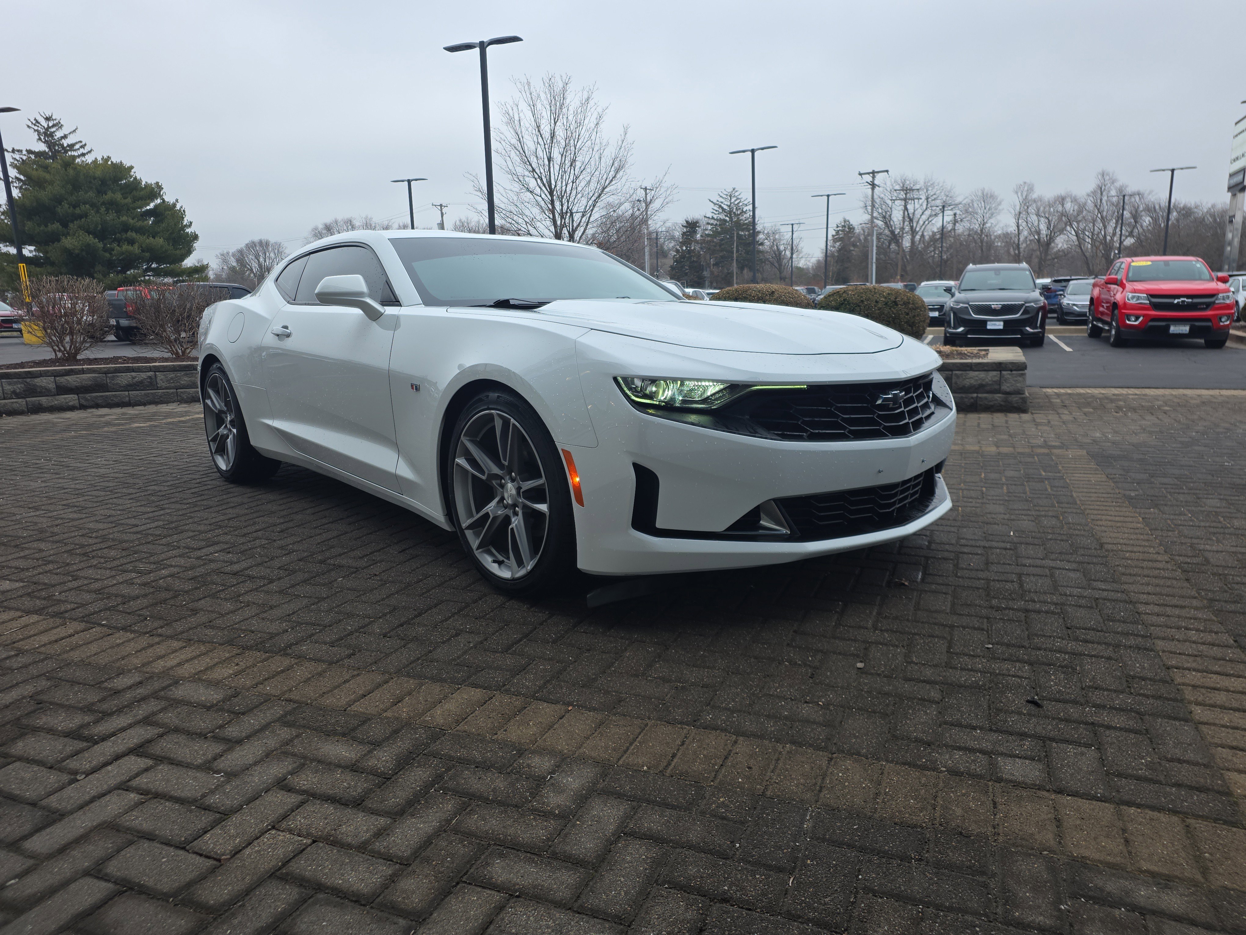 Used 2020 Chevrolet Camaro LT w/ RS Package image 7
