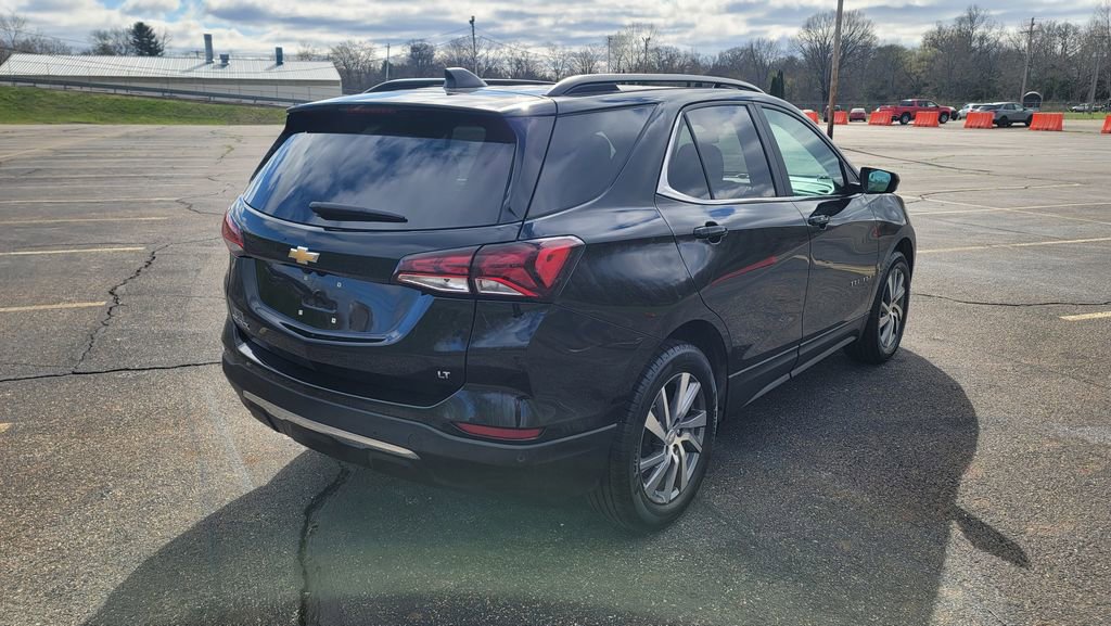Used 2024 Chevrolet Equinox LT w/ LPO, Floor Liner Package image 12