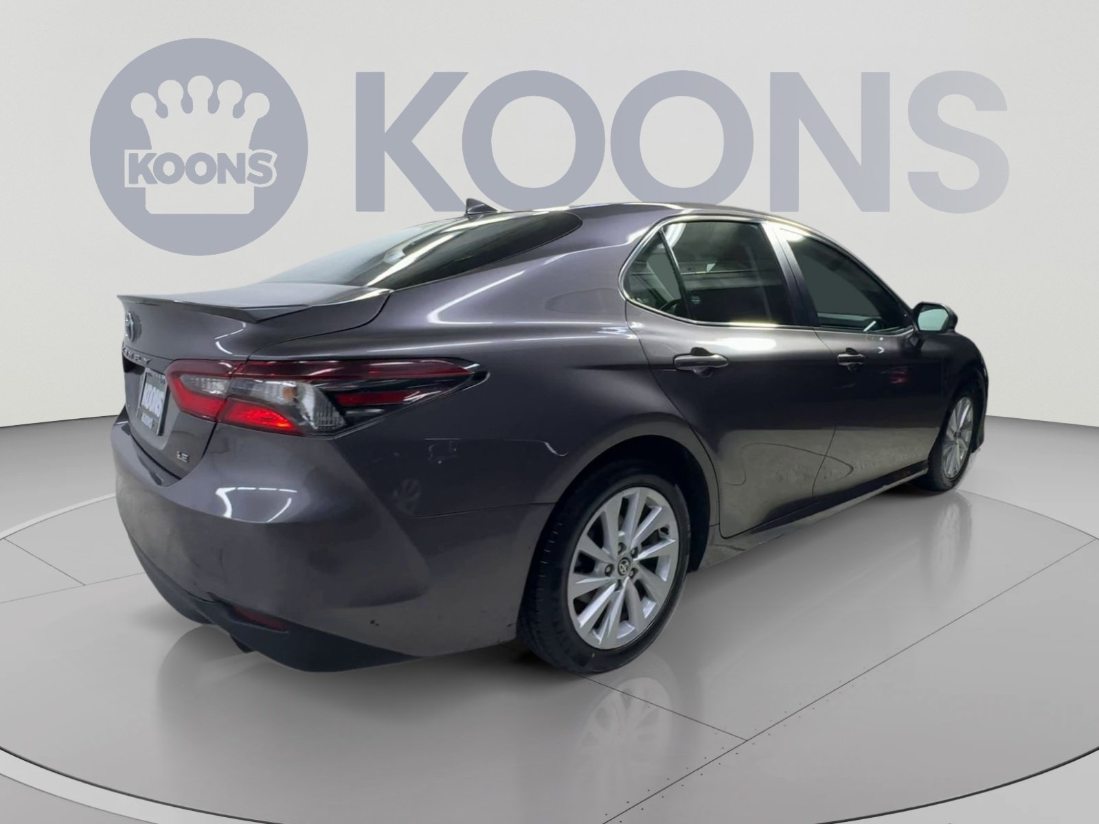 Used 2024 Toyota Camry LE FWD image 11