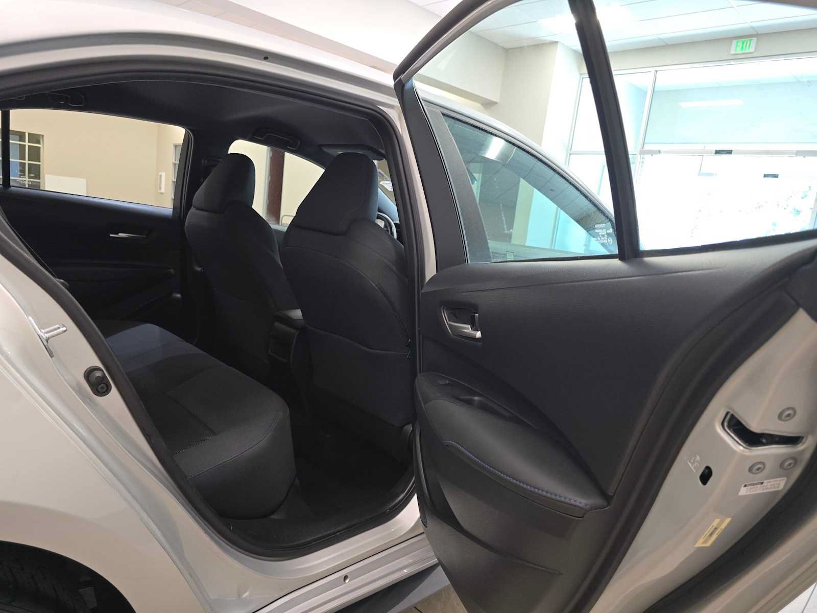Used 2020 Toyota Corolla SE FWD image 26