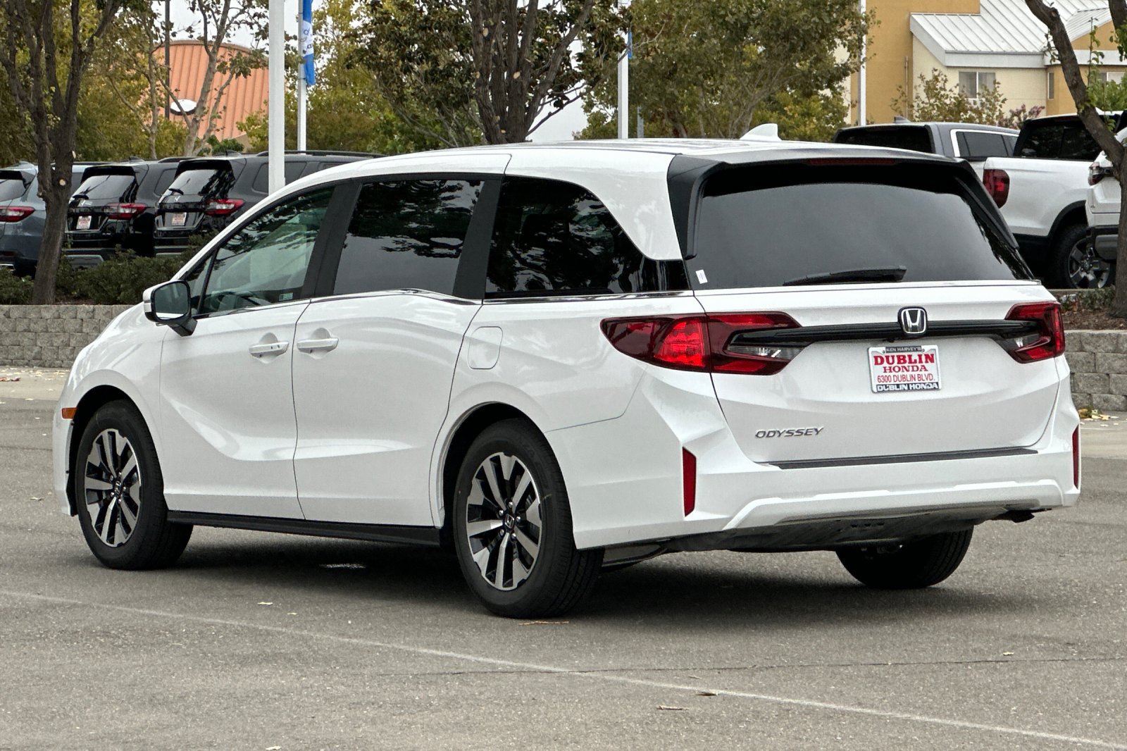 New 2026 Honda Odyssey EX-L image 6